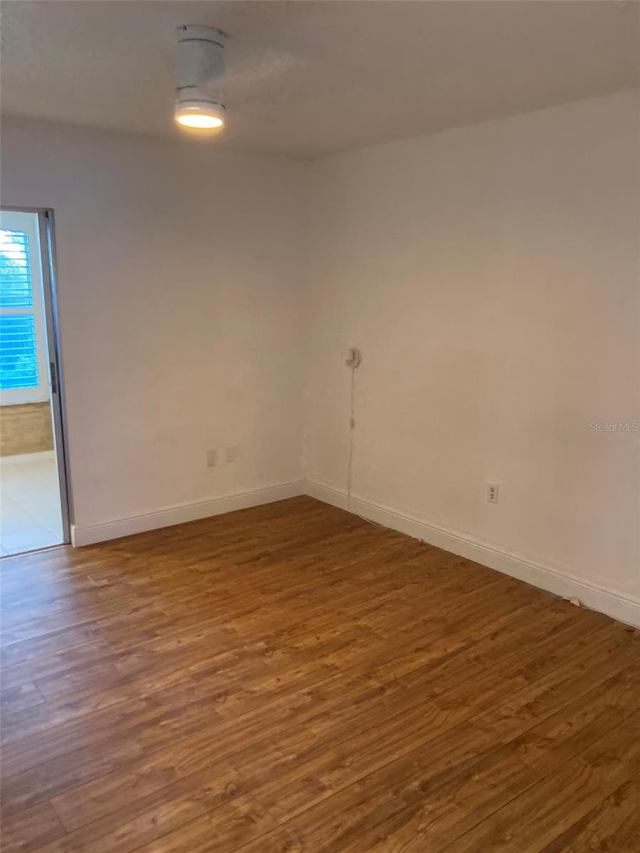 Image 11 of 47 For 5660 80th Street N C101