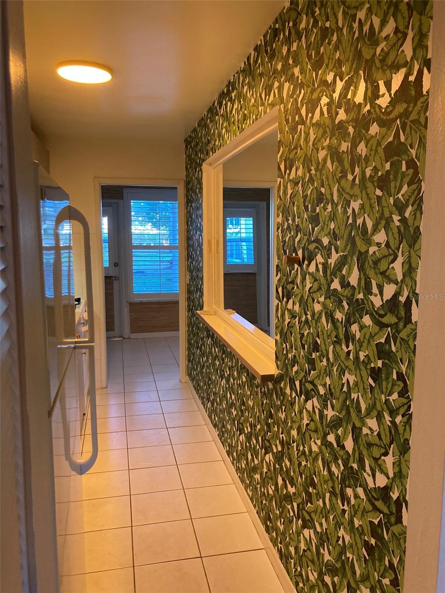 Image 7 of 47 For 5660 80th Street N C101