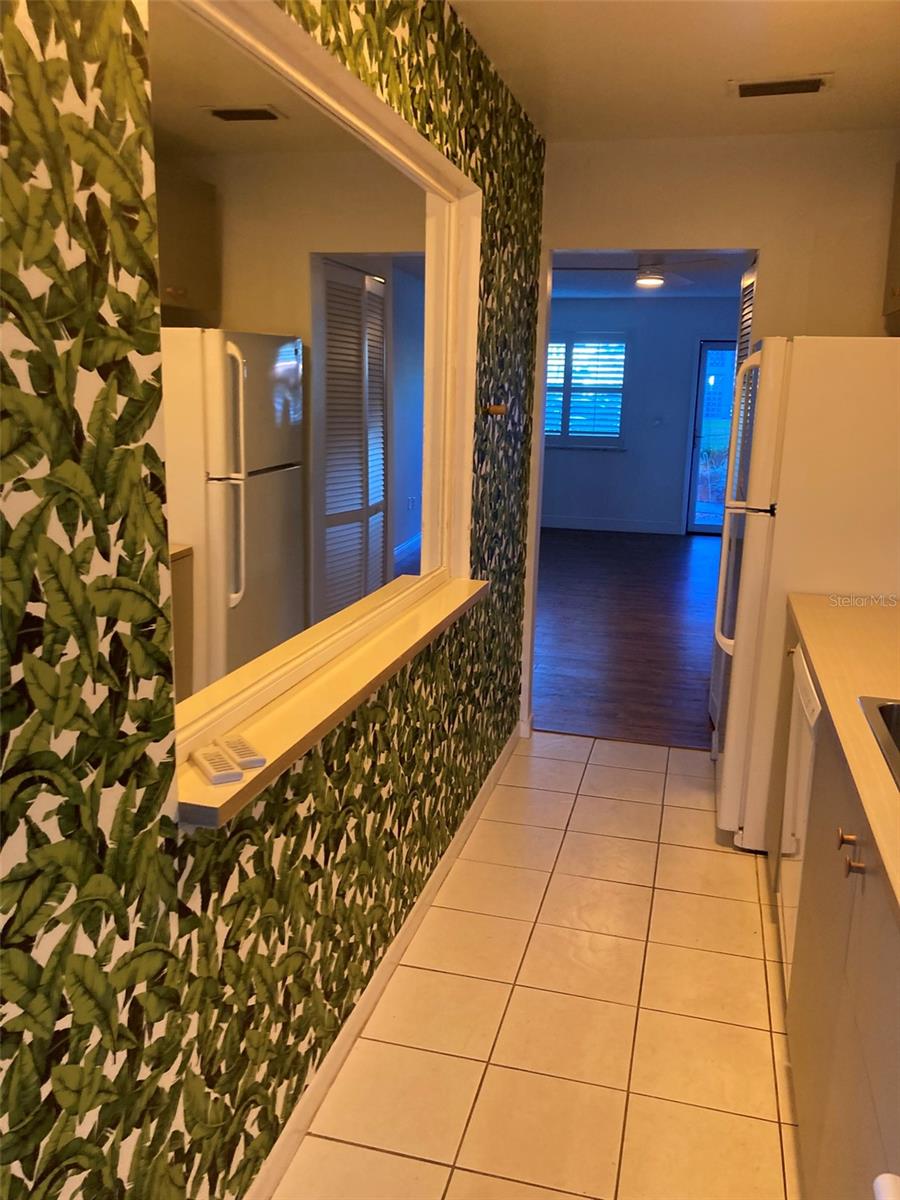 Image 9 of 47 For 5660 80th Street N C101