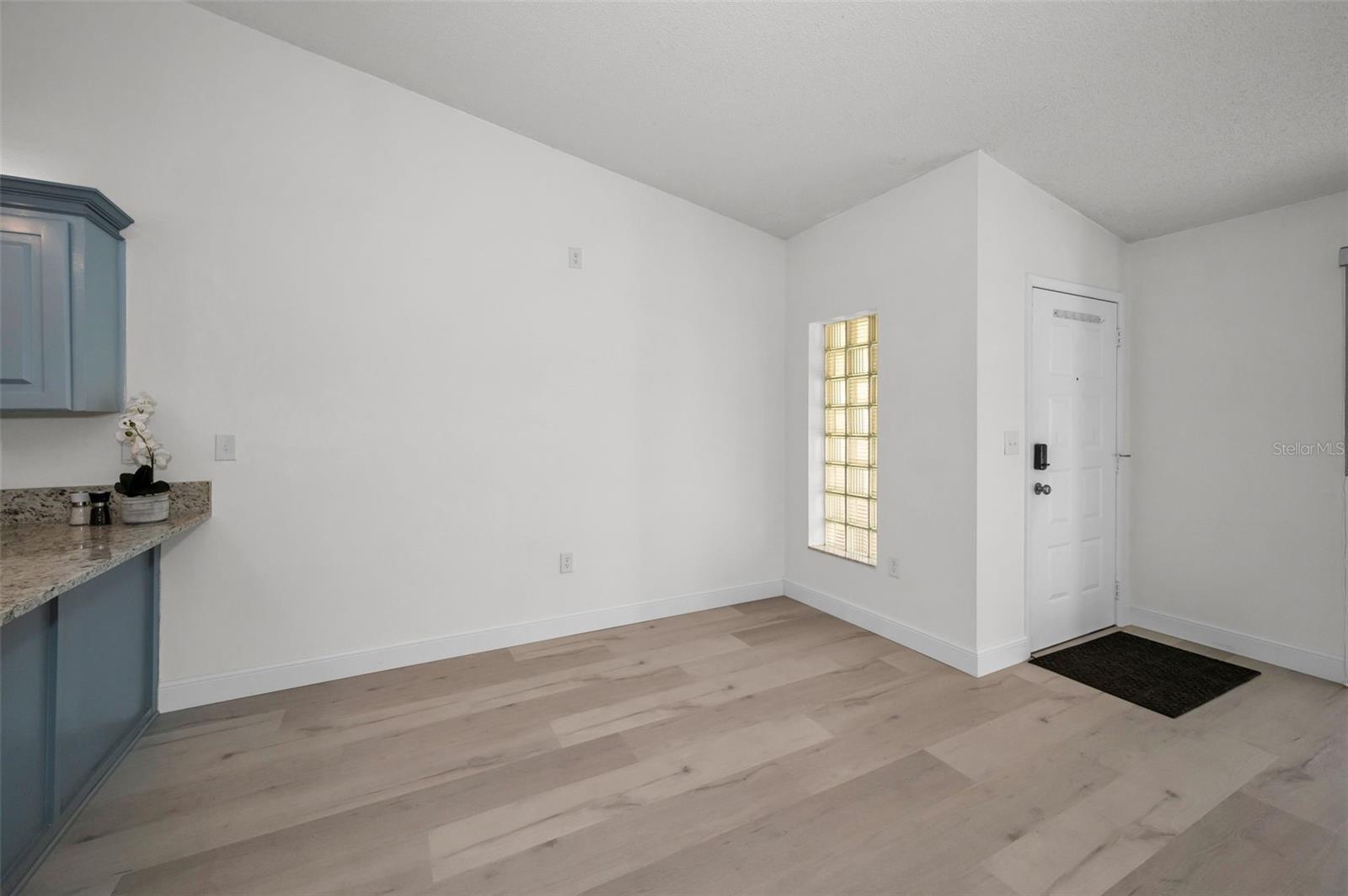 Image 12 of 44 For 3377 Crystal Court E E