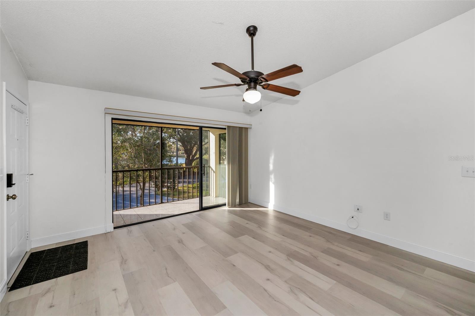 Image 9 of 44 For 3377 Crystal Court E E