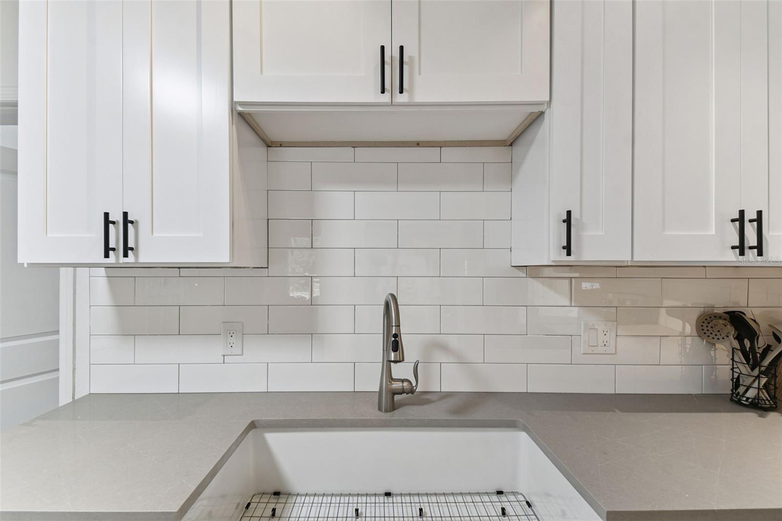 Image 17 of 45 For 4706 Catherine Street