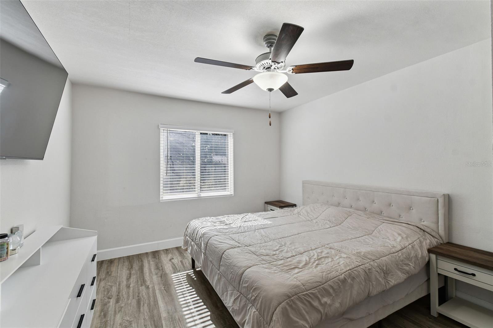 Image 20 of 45 For 4706 Catherine Street