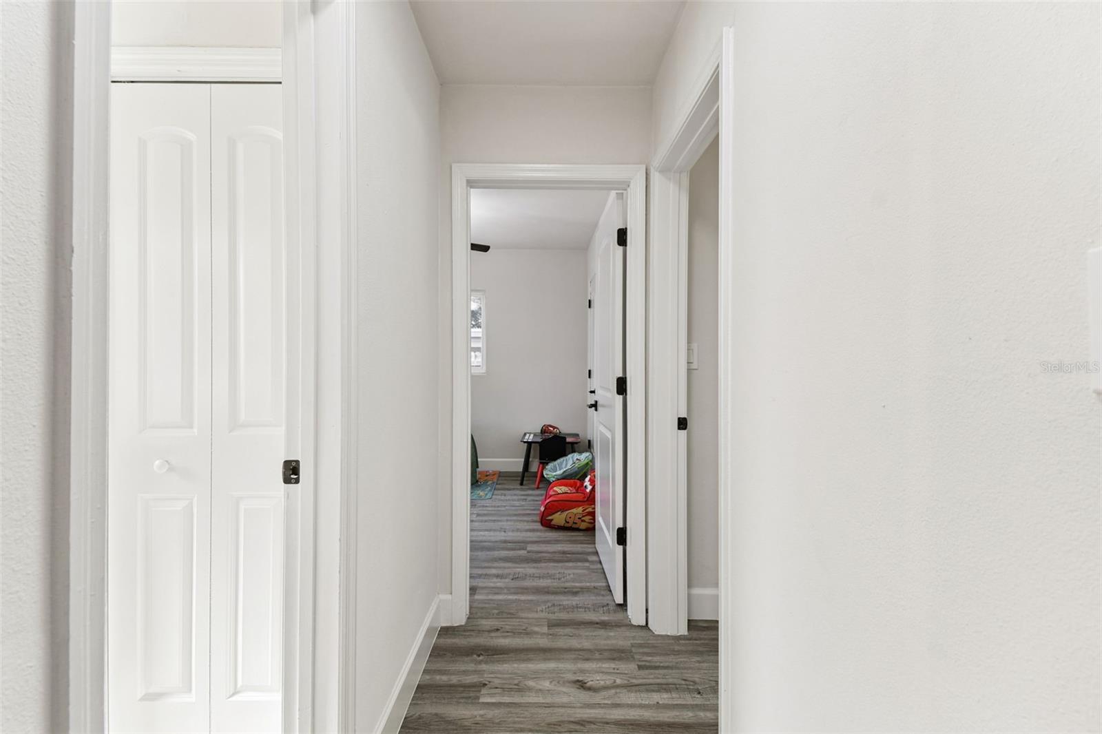 Image 25 of 45 For 4706 Catherine Street