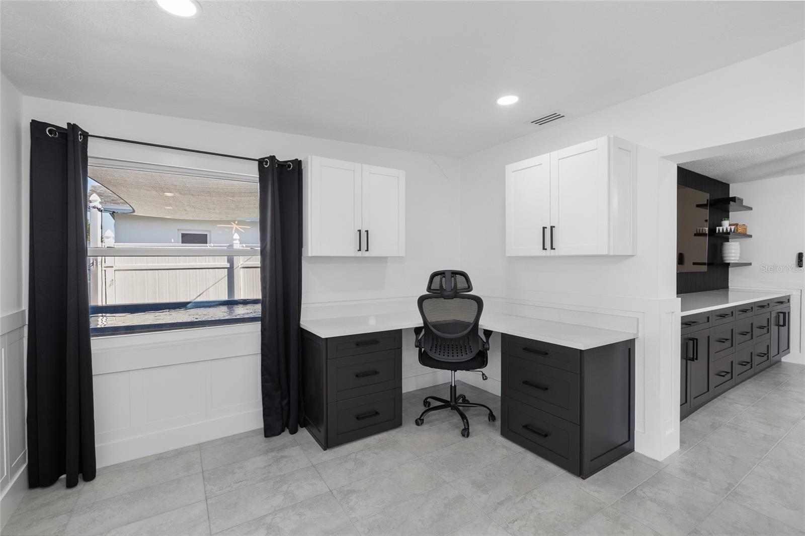 Image 17 of 52 For 1449 48th Avenue Ne