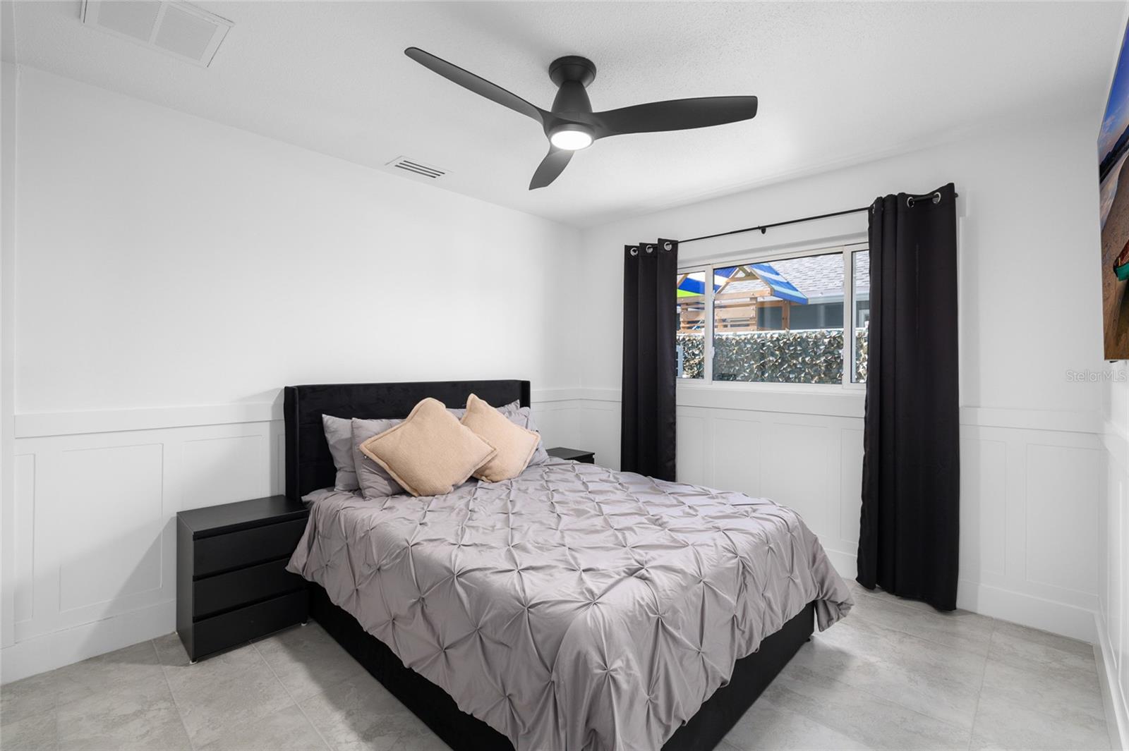 Image 29 of 52 For 1449 48th Avenue Ne