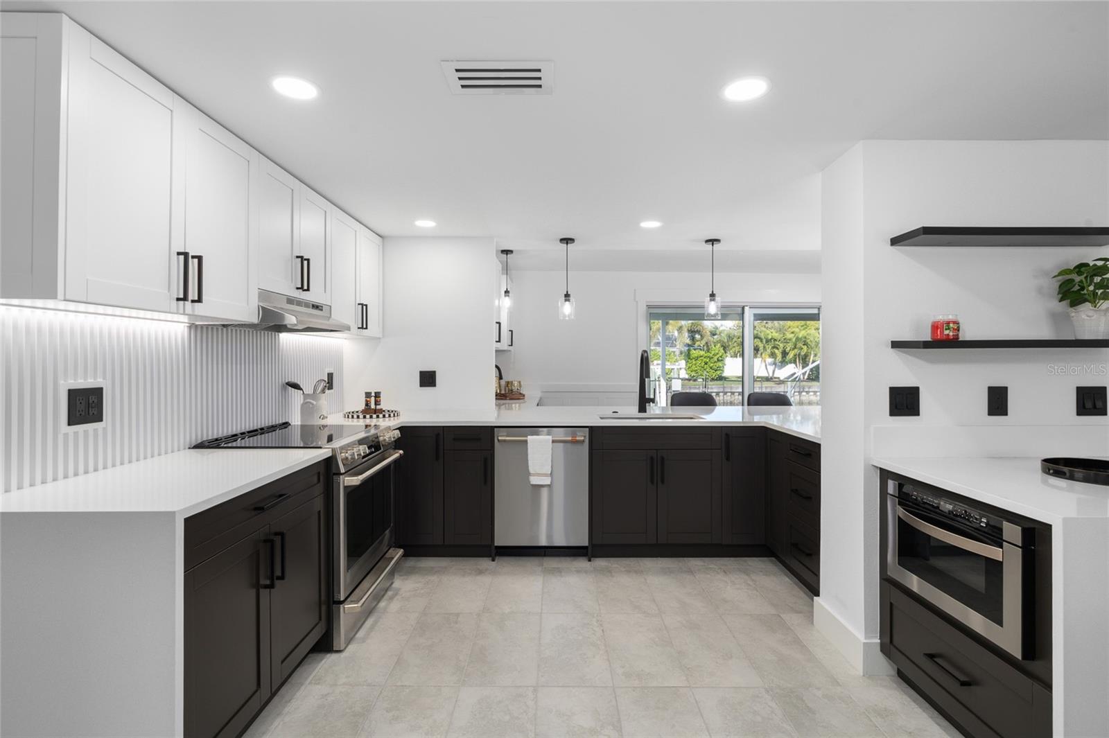 Image 9 of 52 For 1449 48th Avenue Ne