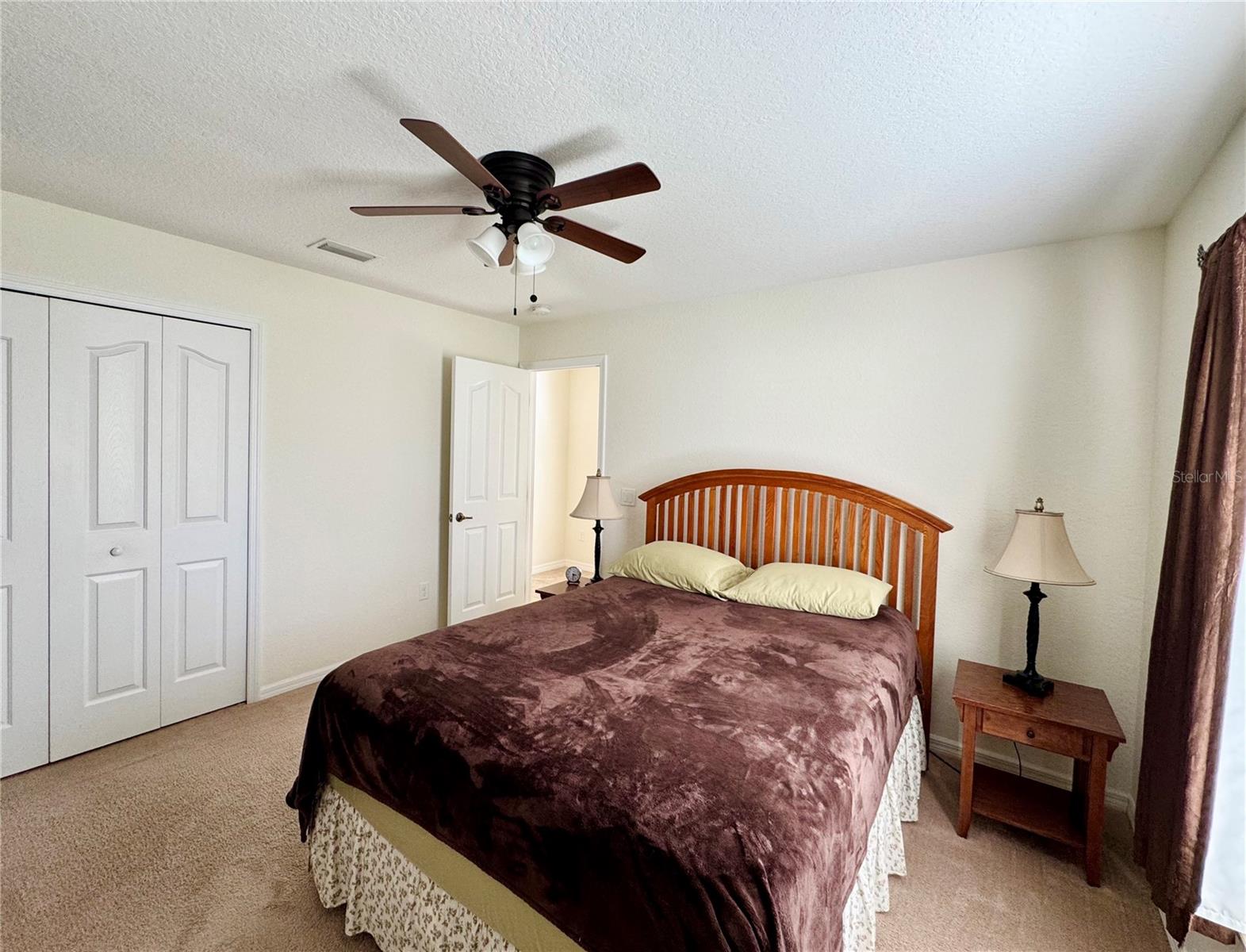 Image 46 of 79 For 13150 Don Loop