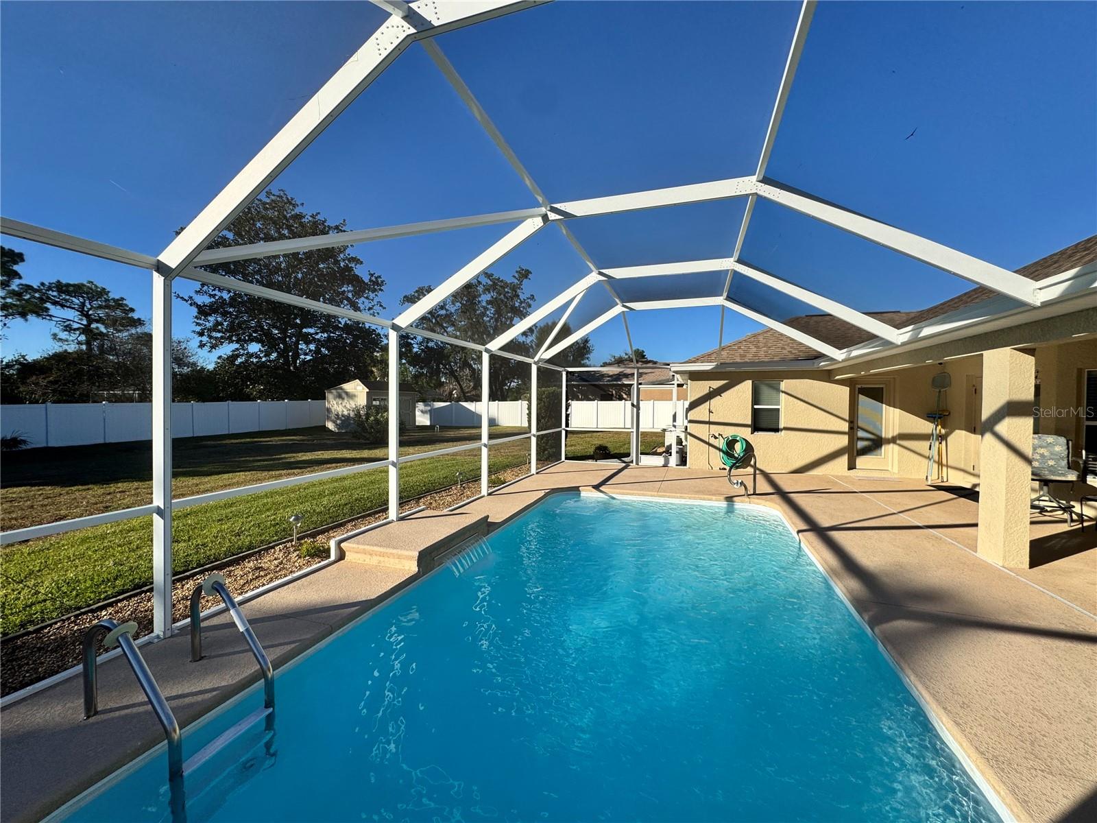 Image 52 of 79 For 13150 Don Loop