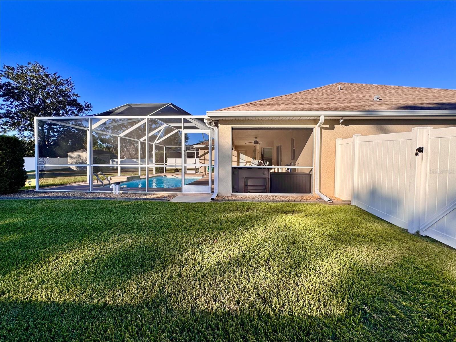 Image 57 of 79 For 13150 Don Loop