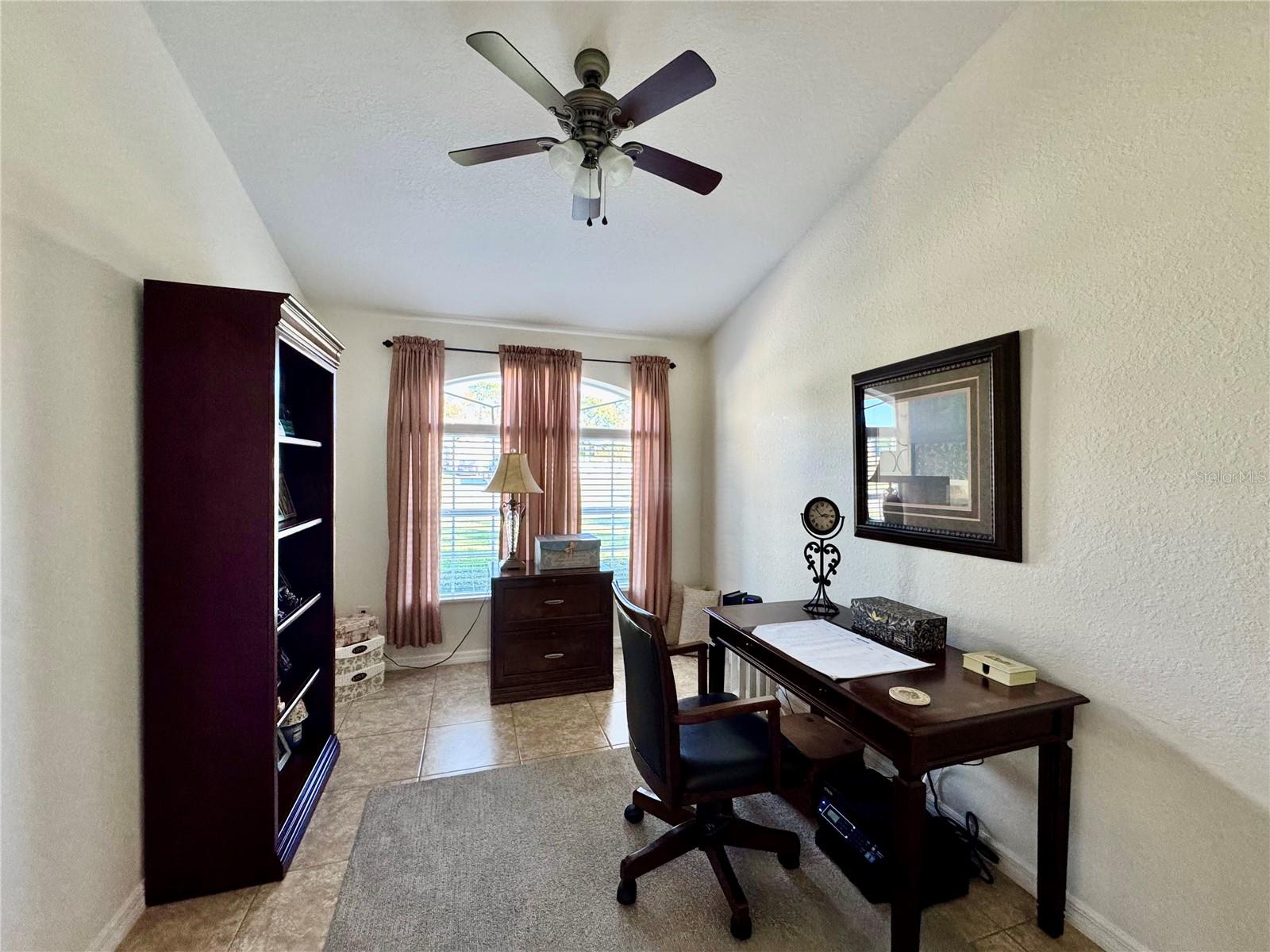 Image 6 of 79 For 13150 Don Loop