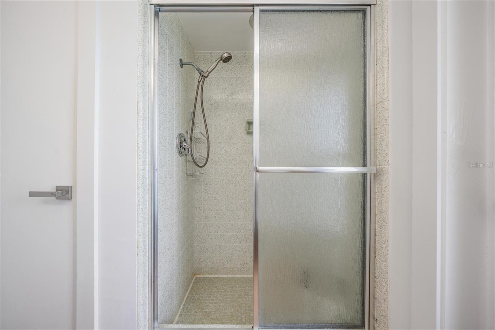 Image 23 of 50 For 7092 Shore Drive