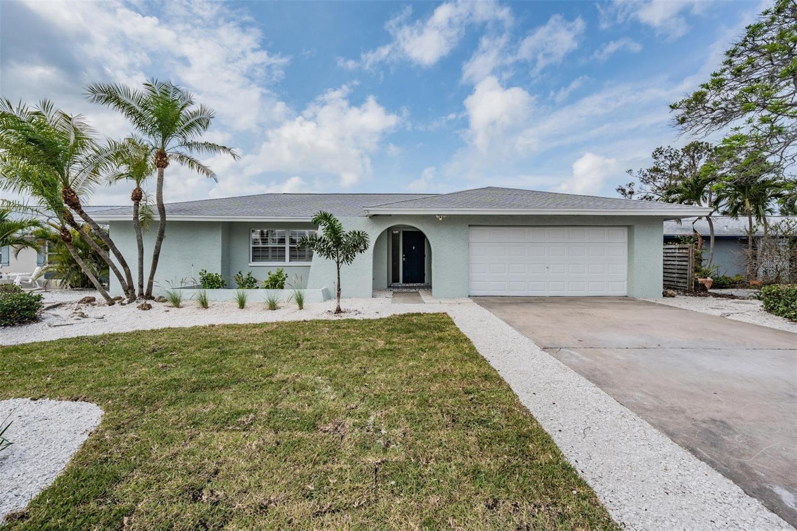 Image 49 of 50 For 7092 Shore Drive