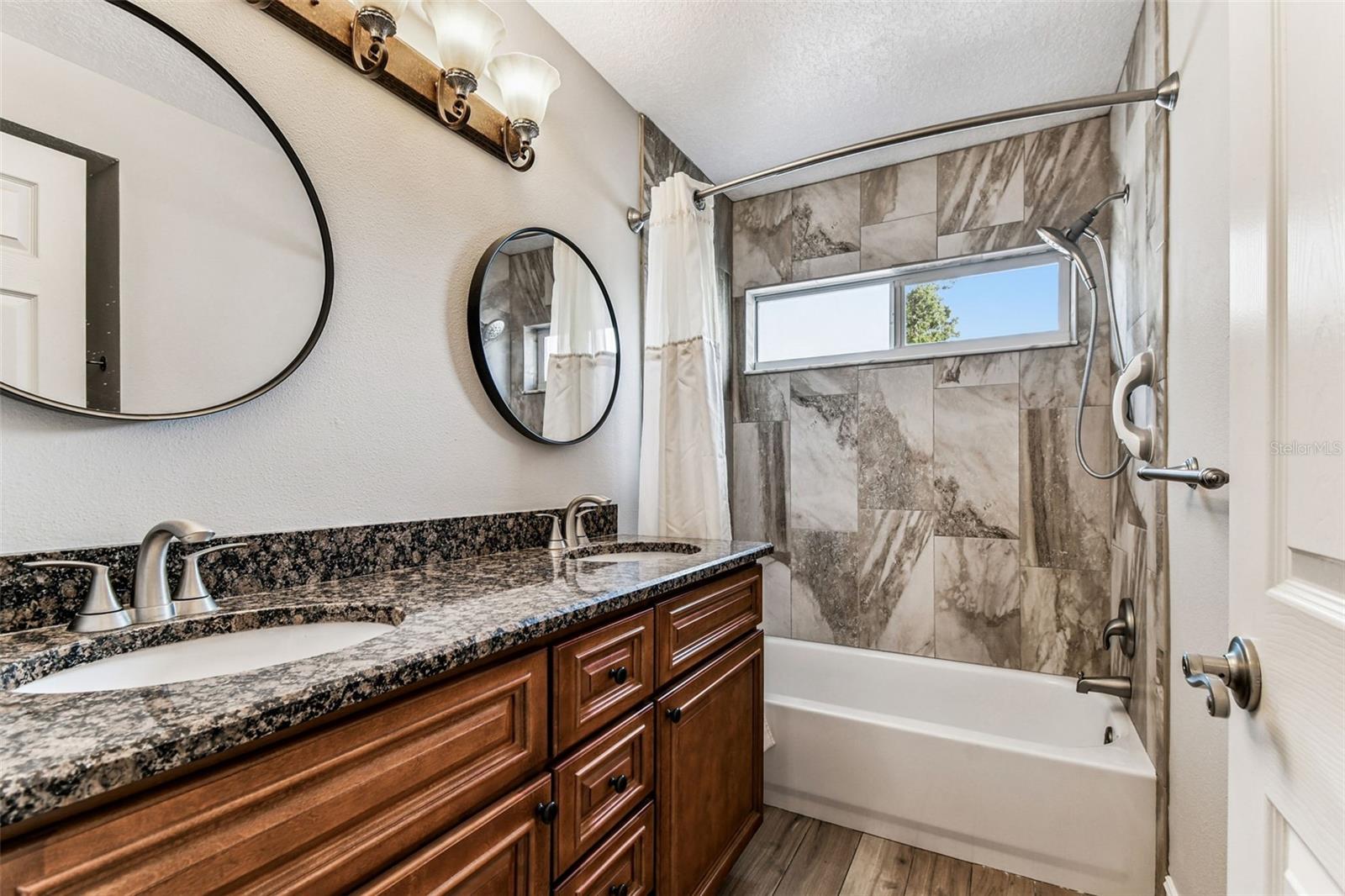 Image 52 of 91 For 13948 Brewster Drive