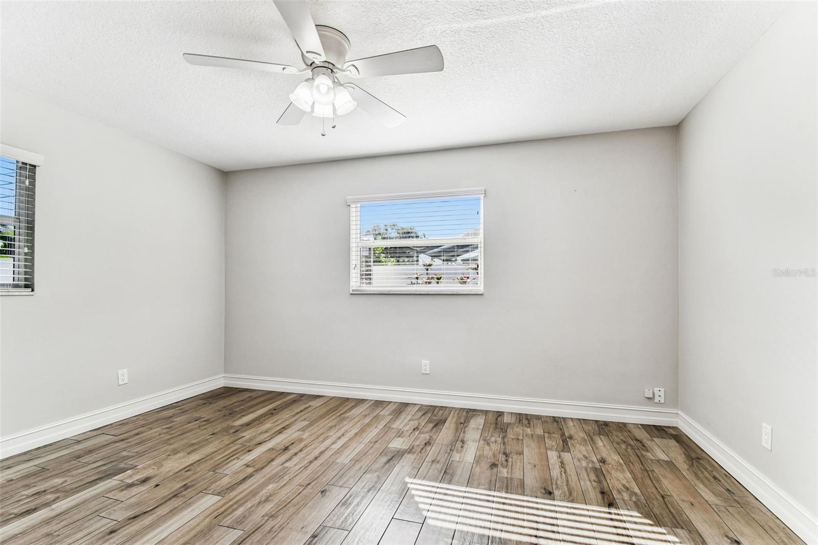 Image 56 of 91 For 13948 Brewster Drive