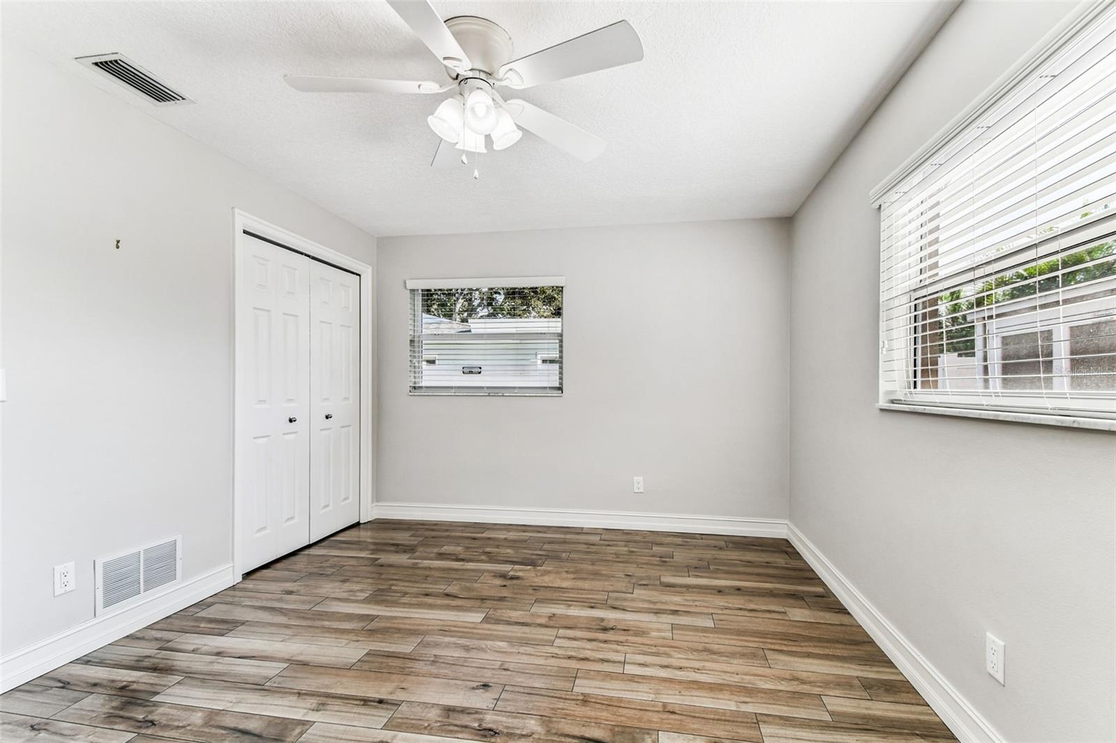 Image 57 of 91 For 13948 Brewster Drive