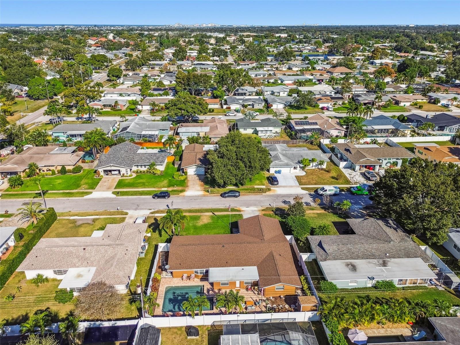 Image 85 of 91 For 13948 Brewster Drive