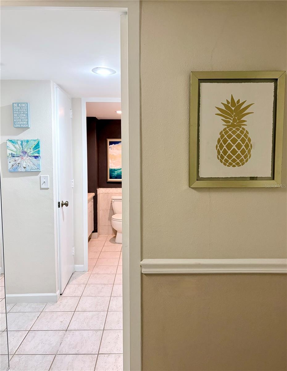 Image 10 of 37 For 880 Mandalay Avenue S214