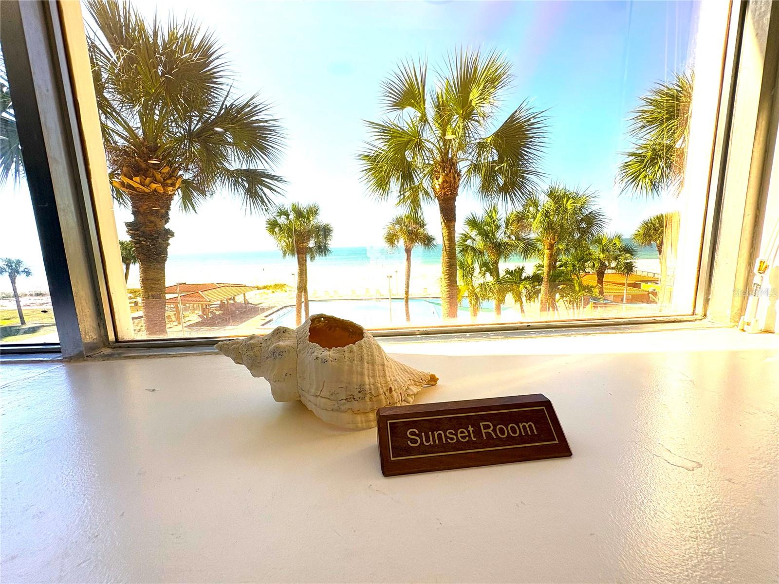 Image 21 of 37 For 880 Mandalay Avenue S214