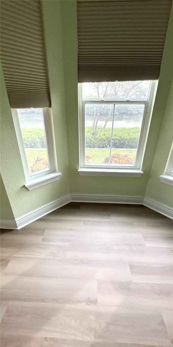 Image 17 of 34 For 2713 Via Murano  219