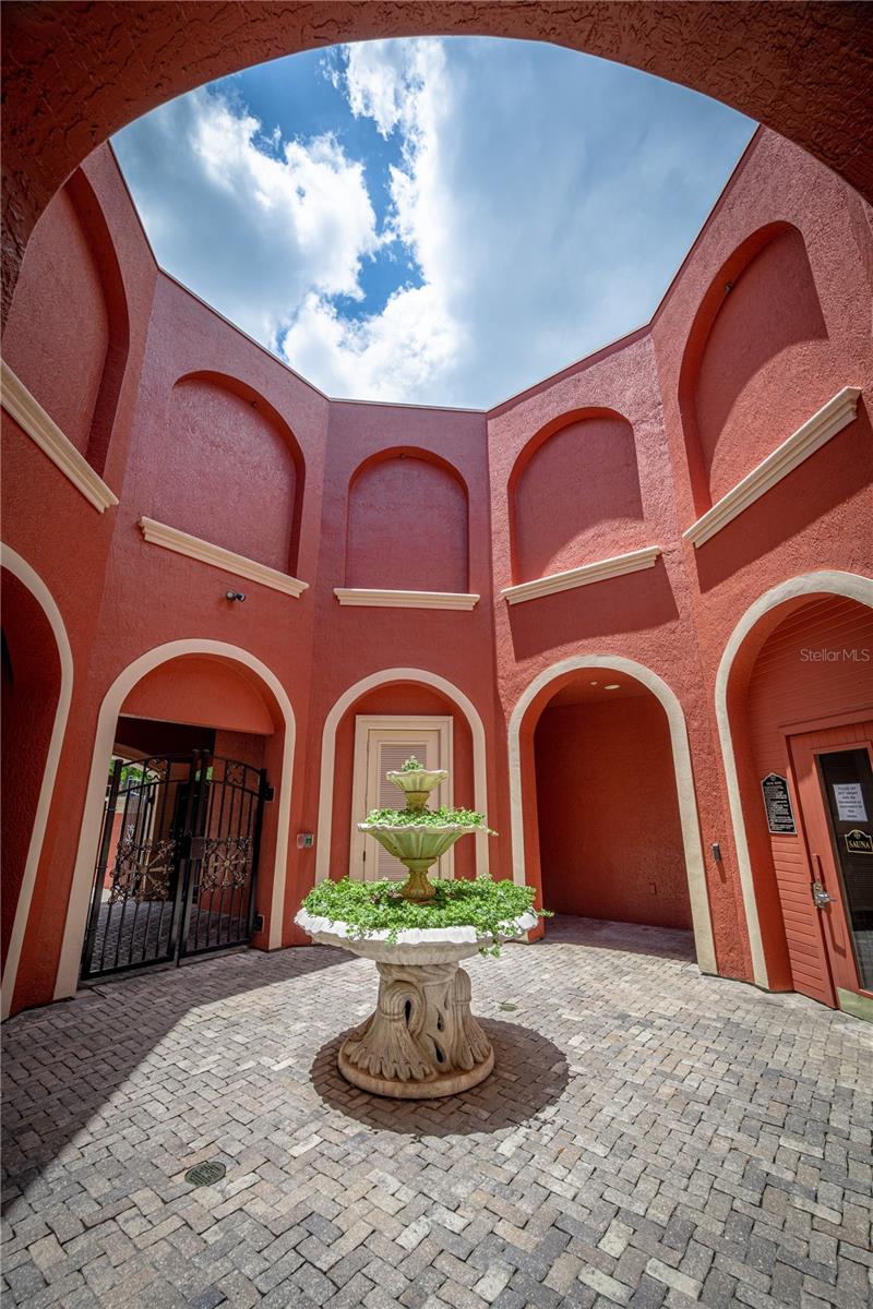 Image 29 of 34 For 2713 Via Murano  219