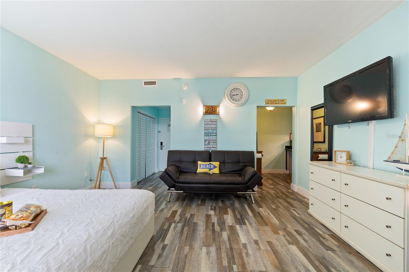 Image 10 of 54 For 611 Destiny Dr 310