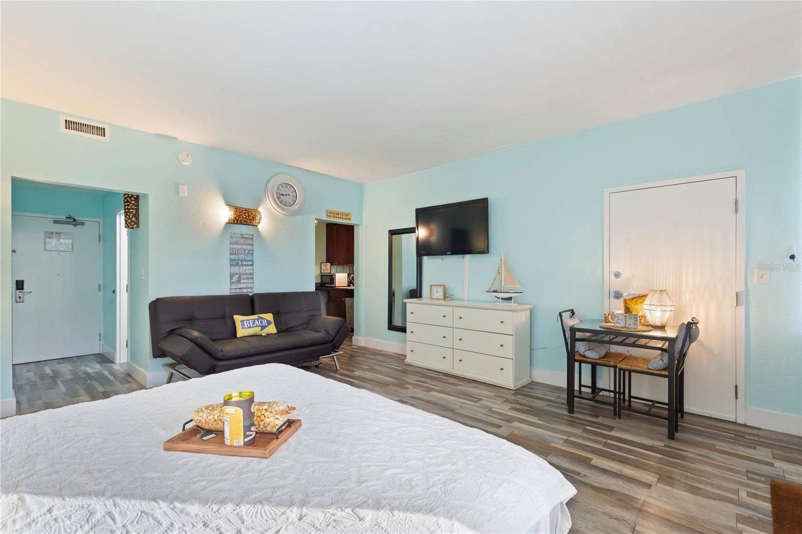 Image 11 of 54 For 611 Destiny Dr 310