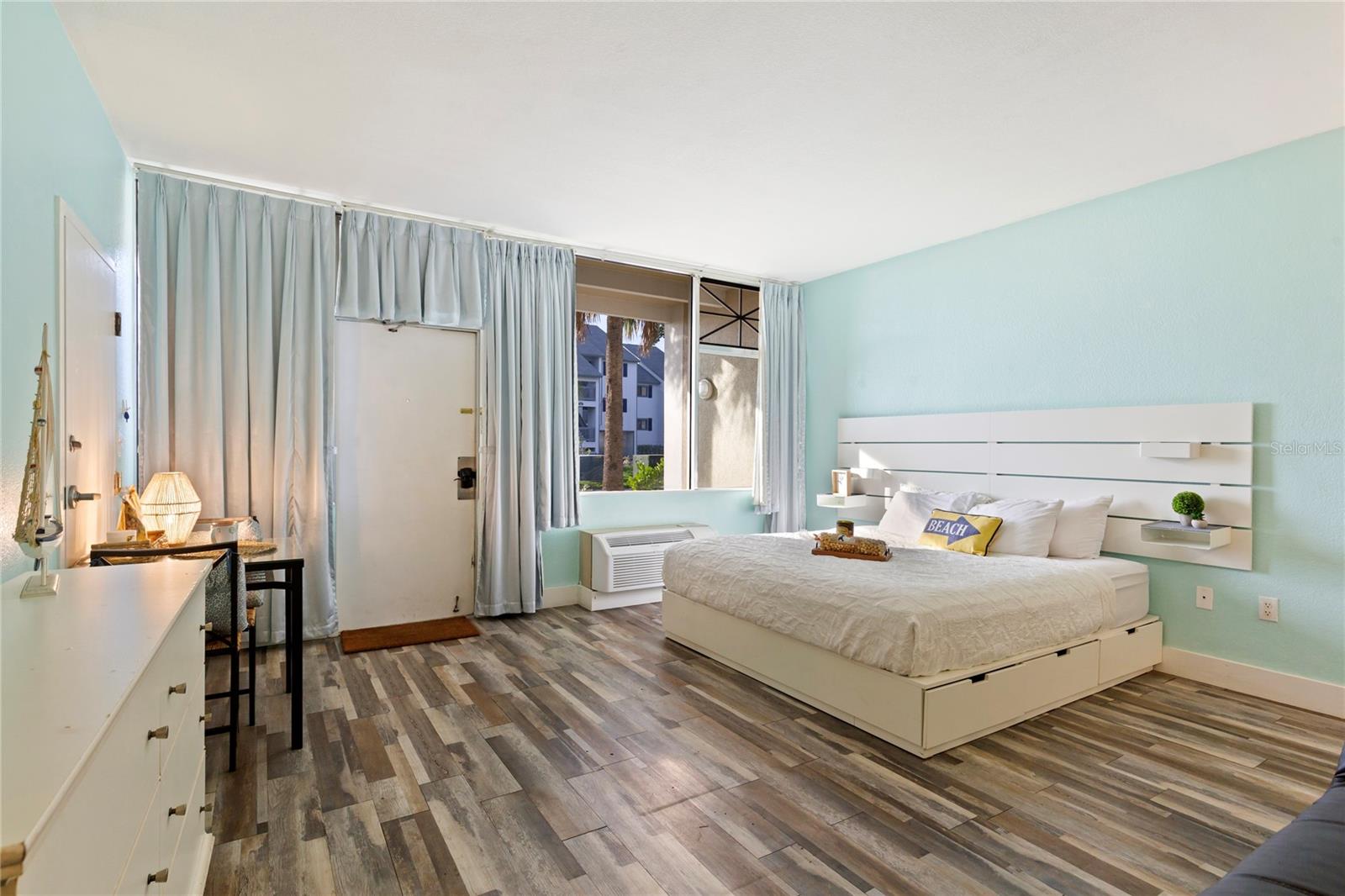 Image 13 of 54 For 611 Destiny Dr 310