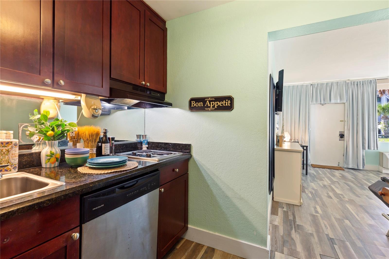 Image 16 of 54 For 611 Destiny Dr 310