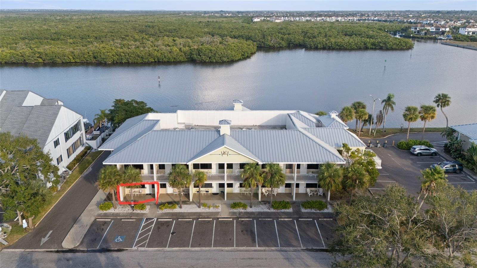 Image 46 of 54 For 611 Destiny Dr 310