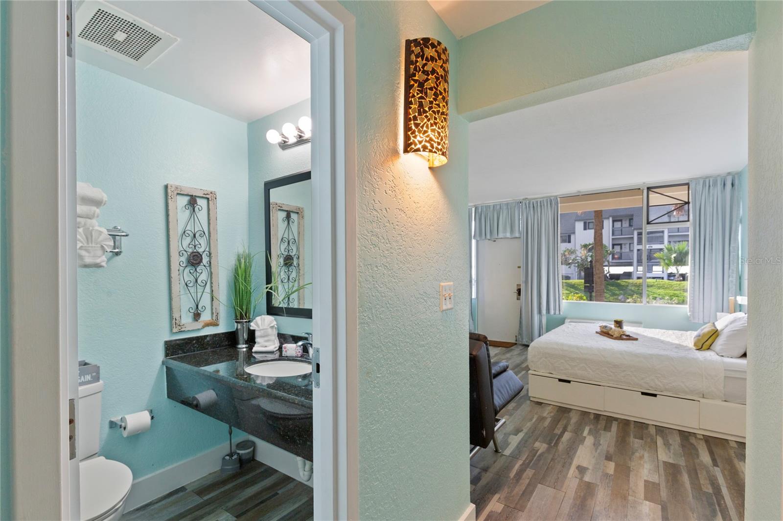 Image 9 of 54 For 611 Destiny Dr 310