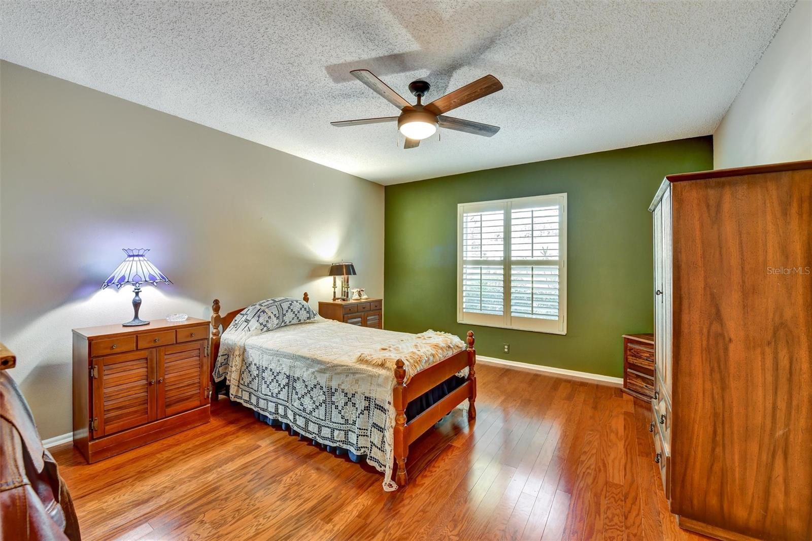 Image 22 of 63 For 4610 Sandpointe Drive