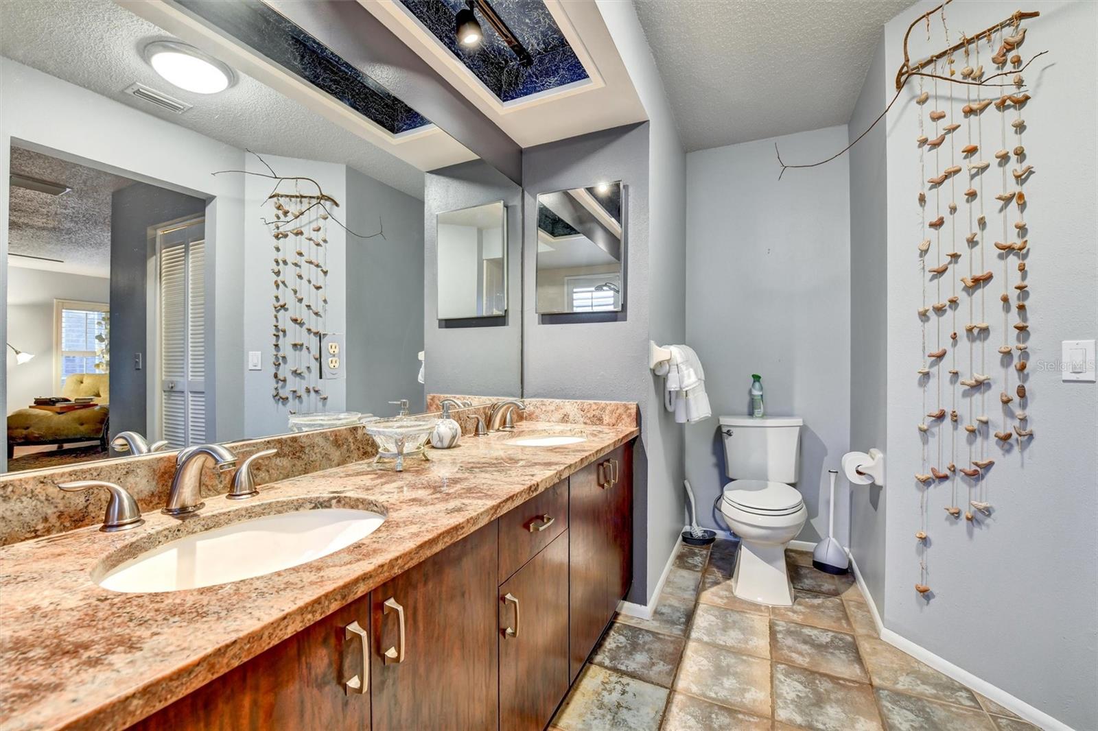 Image 28 of 63 For 4610 Sandpointe Drive