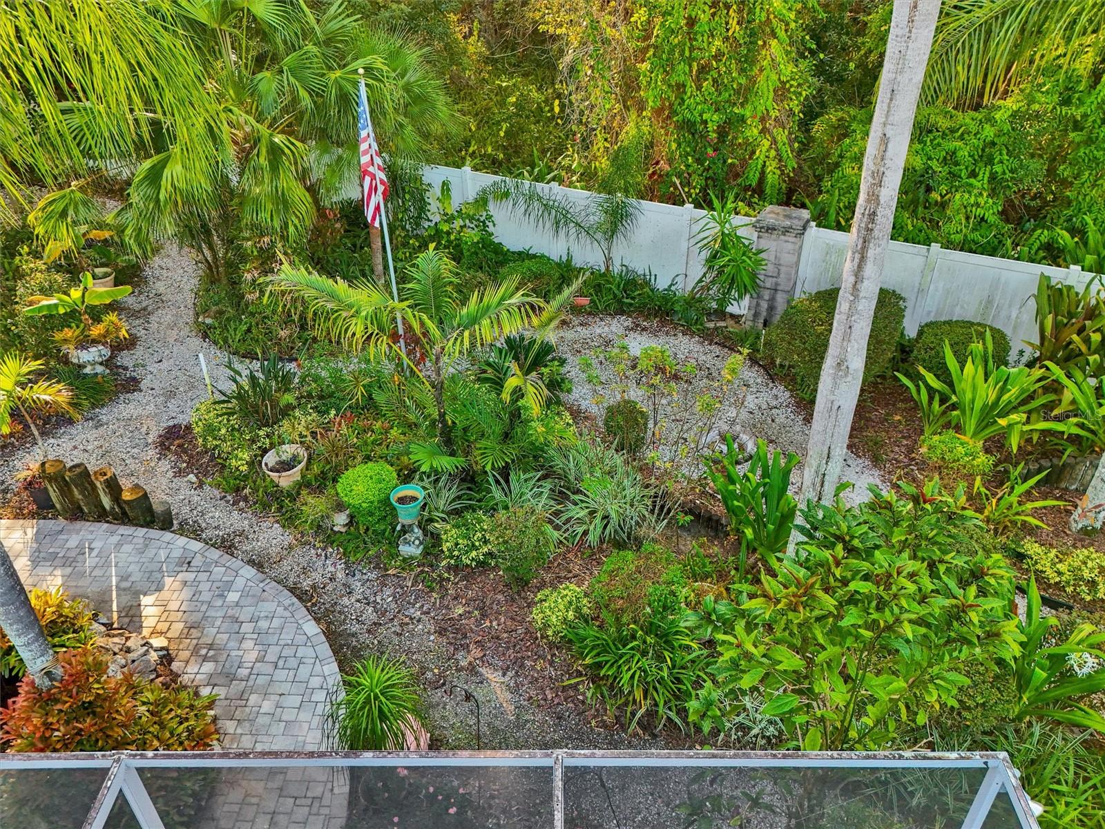 Image 37 of 63 For 4610 Sandpointe Drive