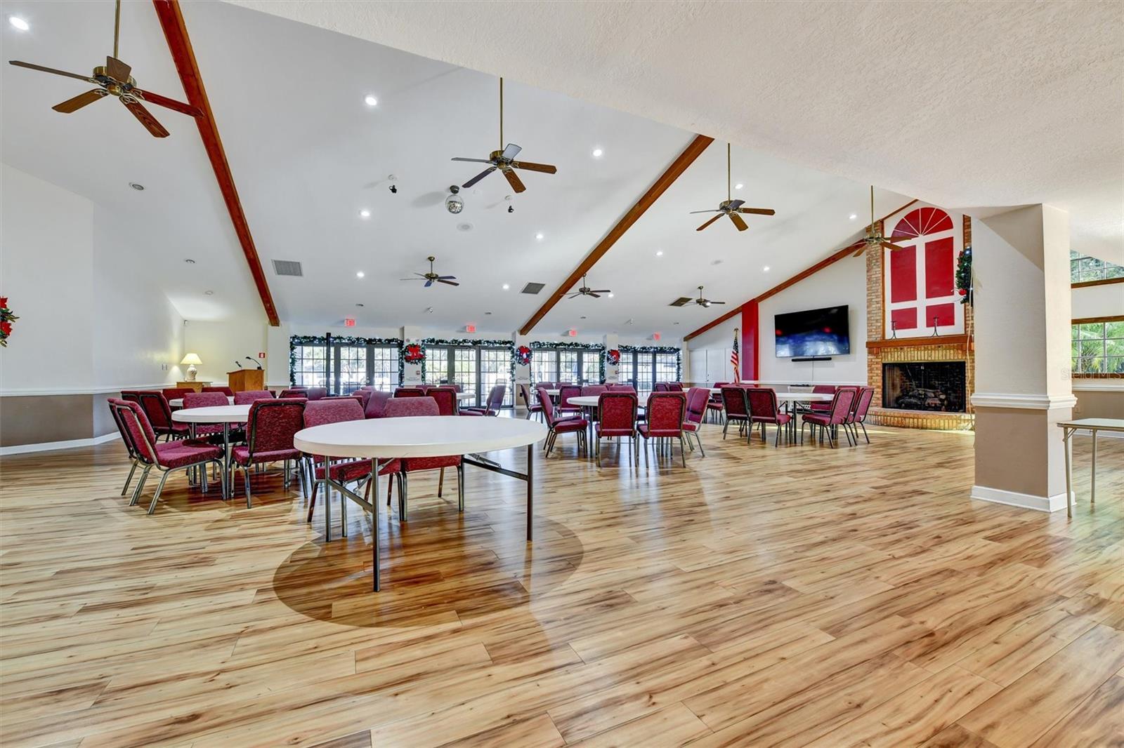 Image 56 of 63 For 4610 Sandpointe Drive