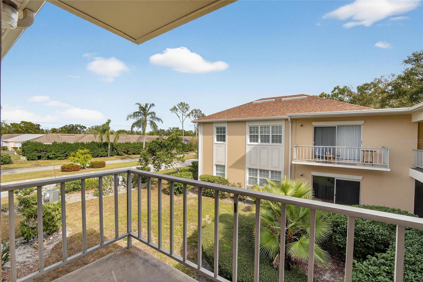 Image 20 of 53 For 8300 Bardmoor Boulevard 207