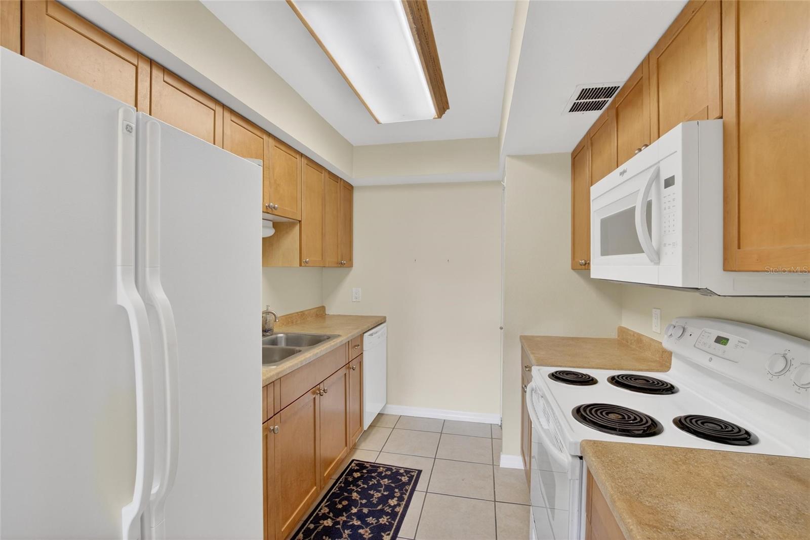 Image 25 of 53 For 8300 Bardmoor Boulevard 207