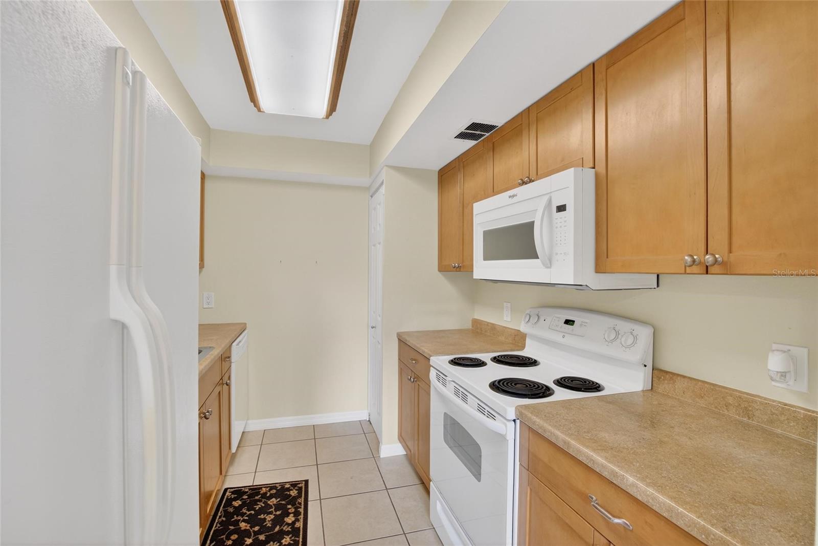 Image 26 of 53 For 8300 Bardmoor Boulevard 207