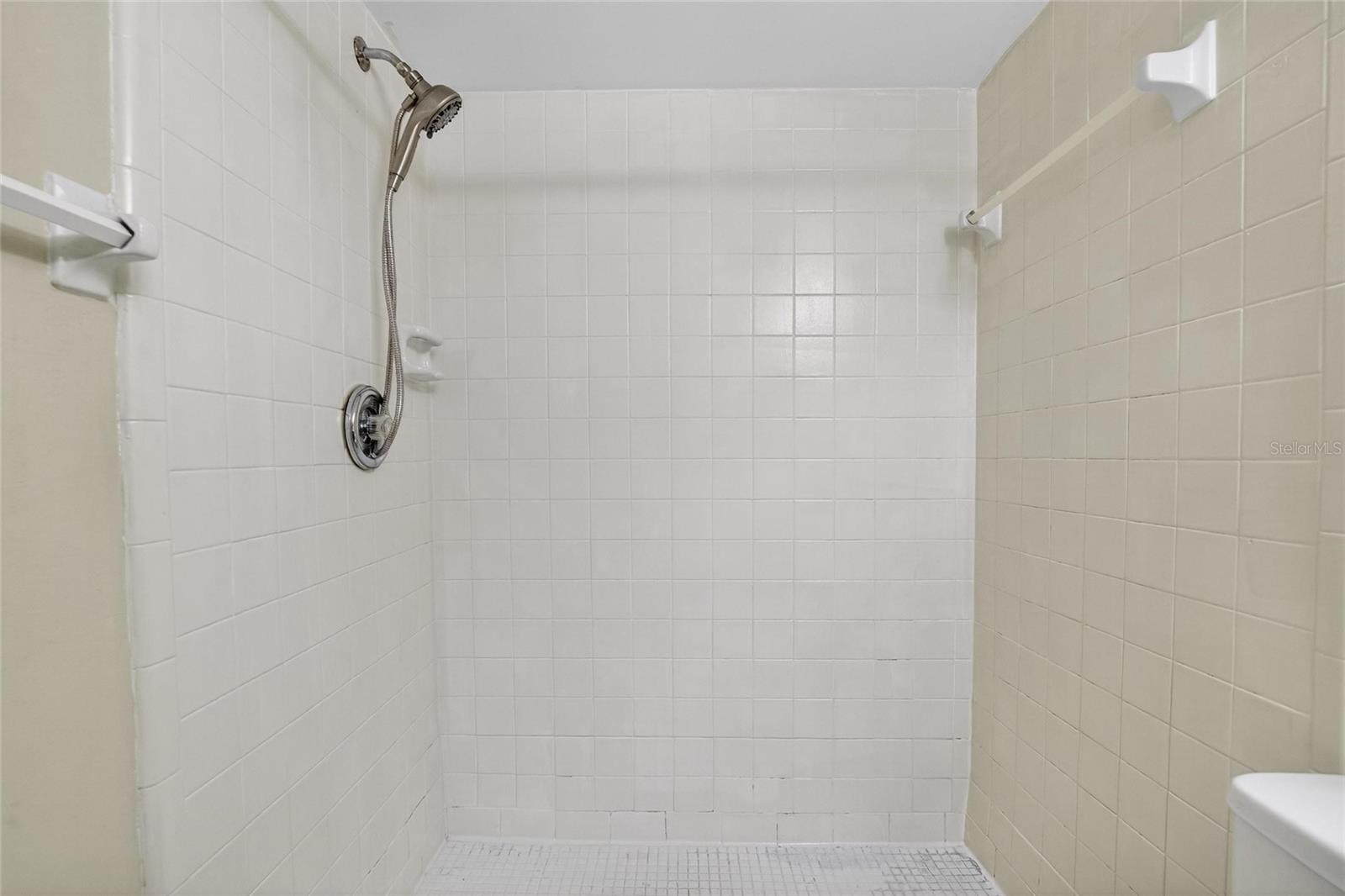 Image 31 of 53 For 8300 Bardmoor Boulevard 207