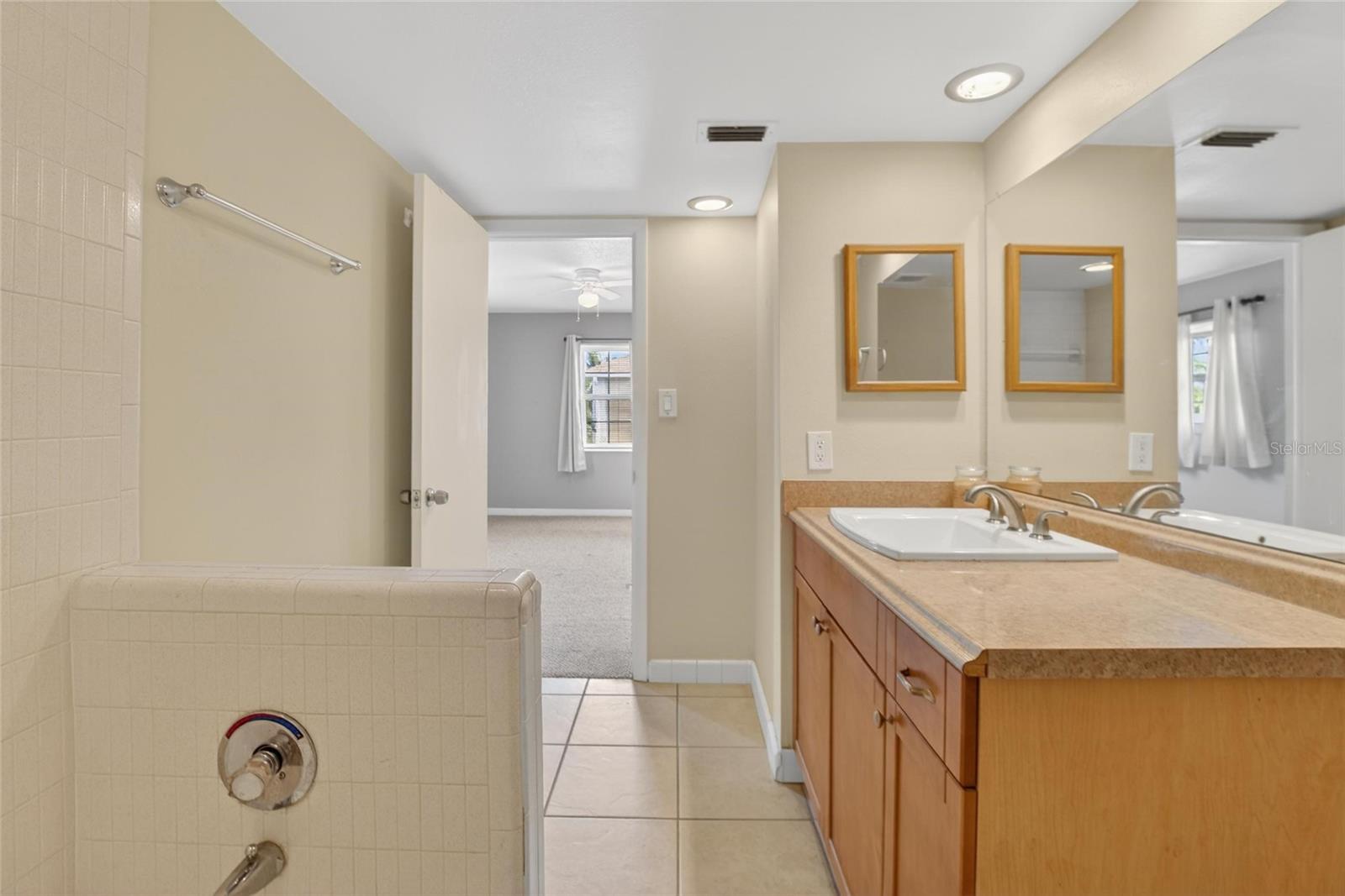 Image 43 of 53 For 8300 Bardmoor Boulevard 207