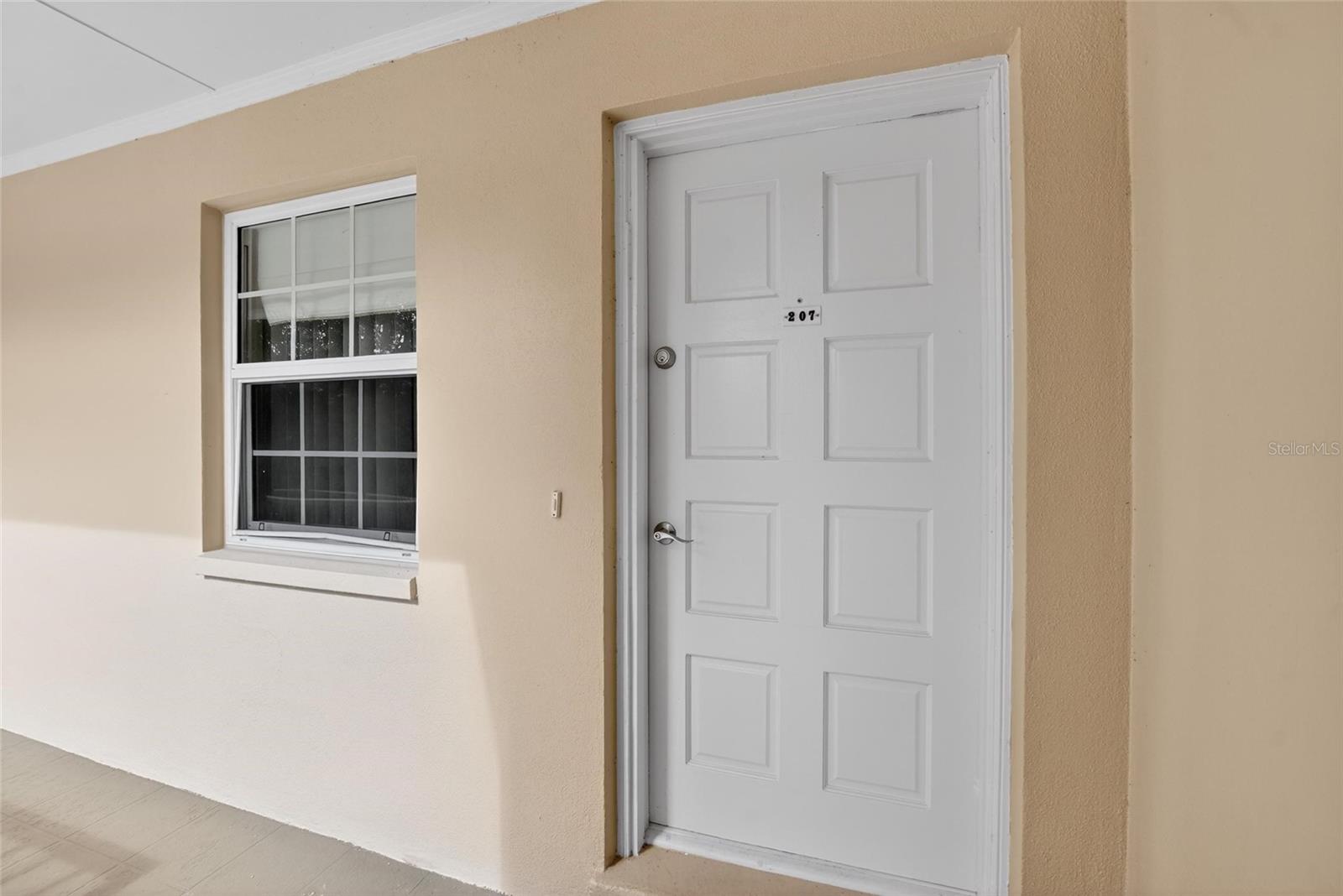 Image 6 of 53 For 8300 Bardmoor Boulevard 207