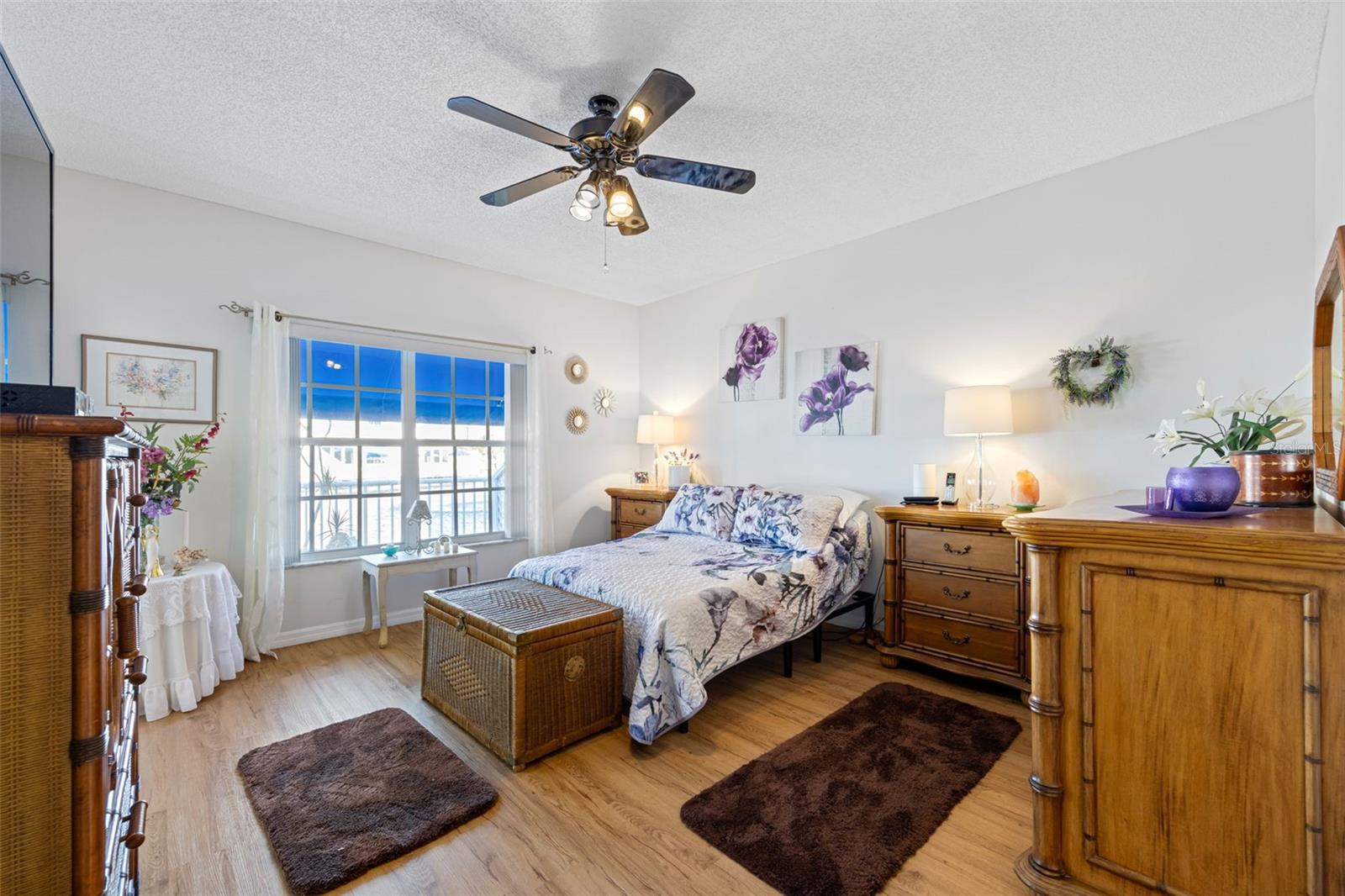 Image 23 of 65 For 11315 Shipwatch Lane 1850