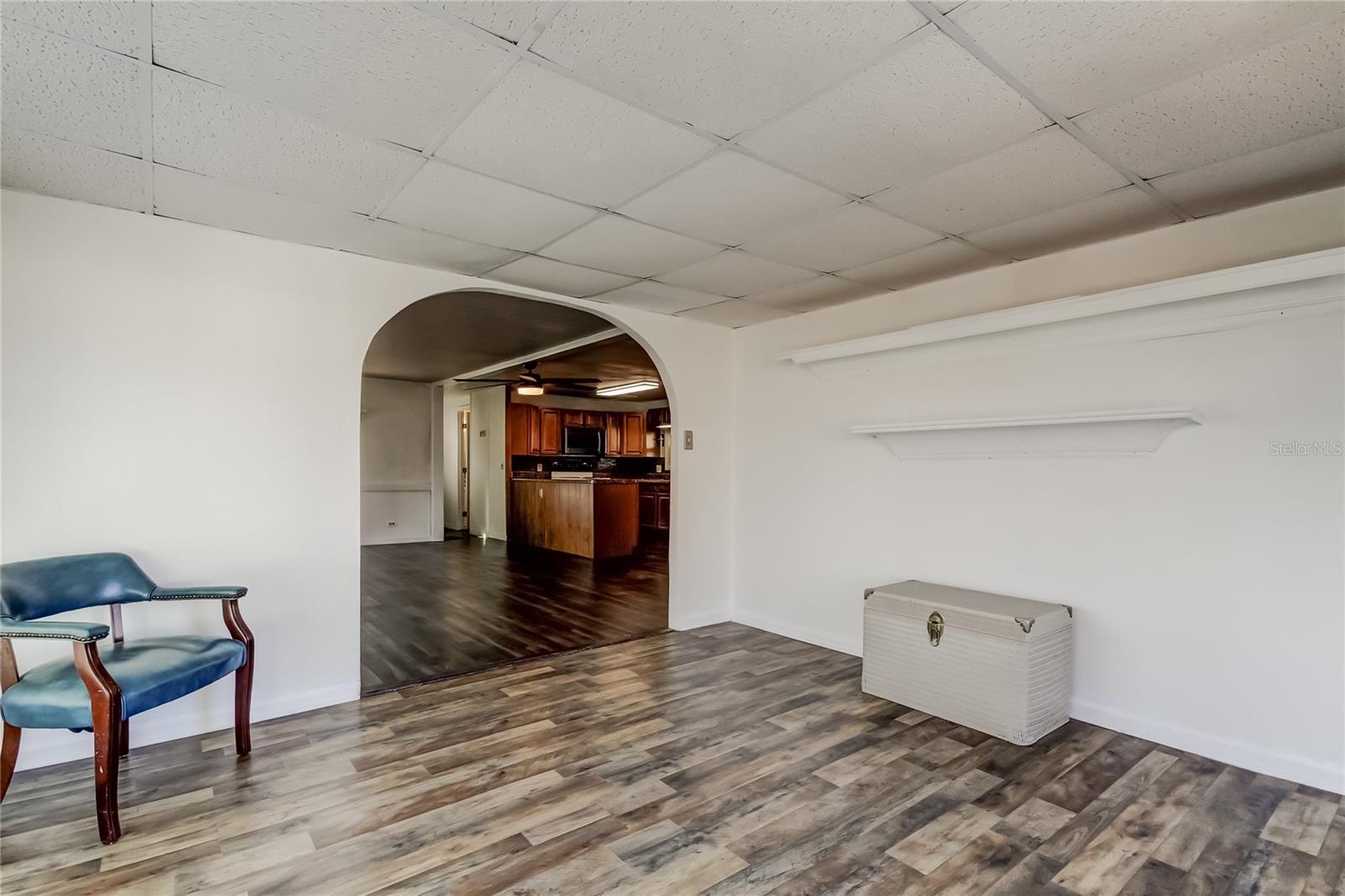 Listing photo id 24 for 7 Drury Lane