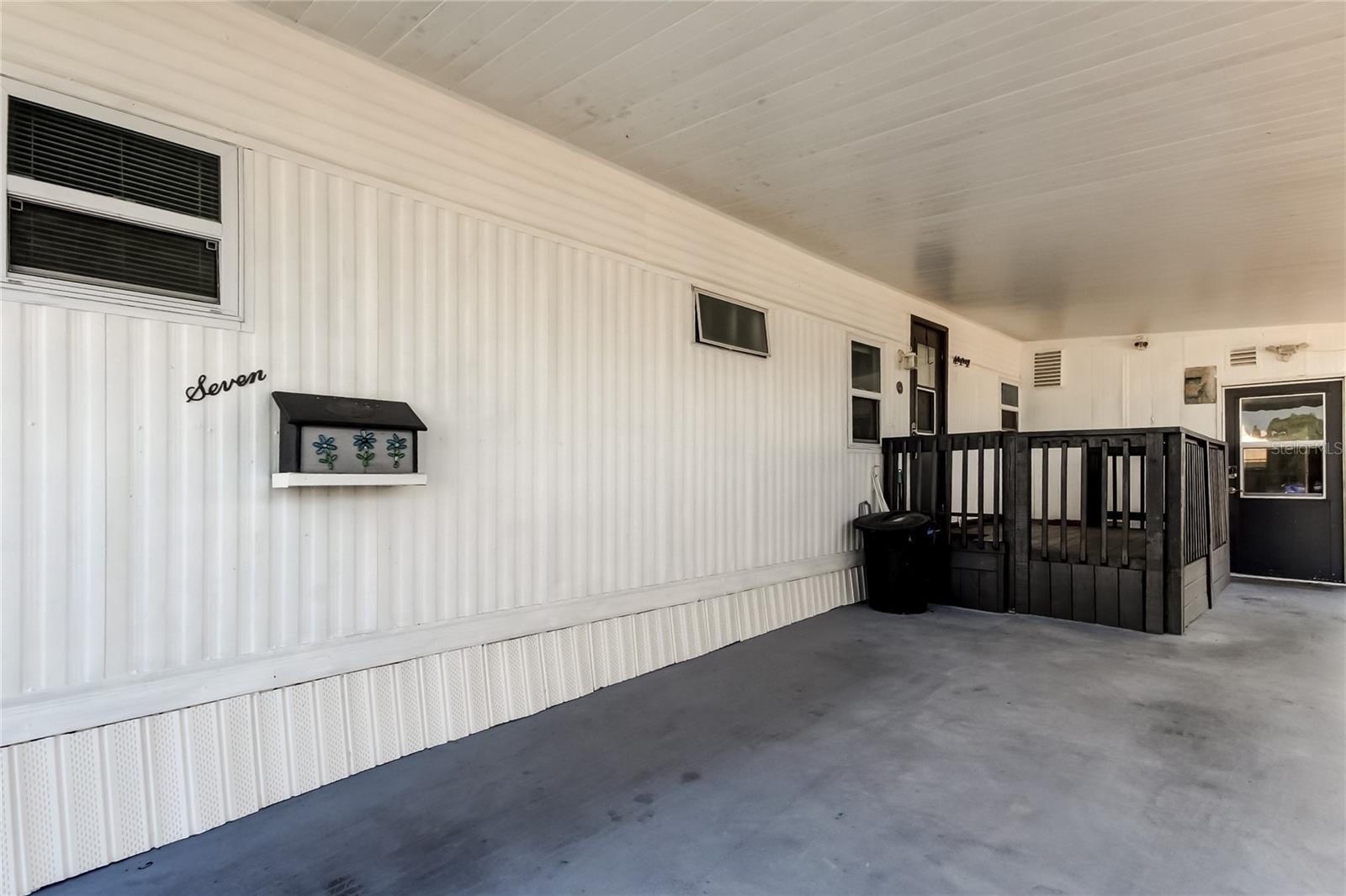 Listing photo id 39 for 7 Drury Lane