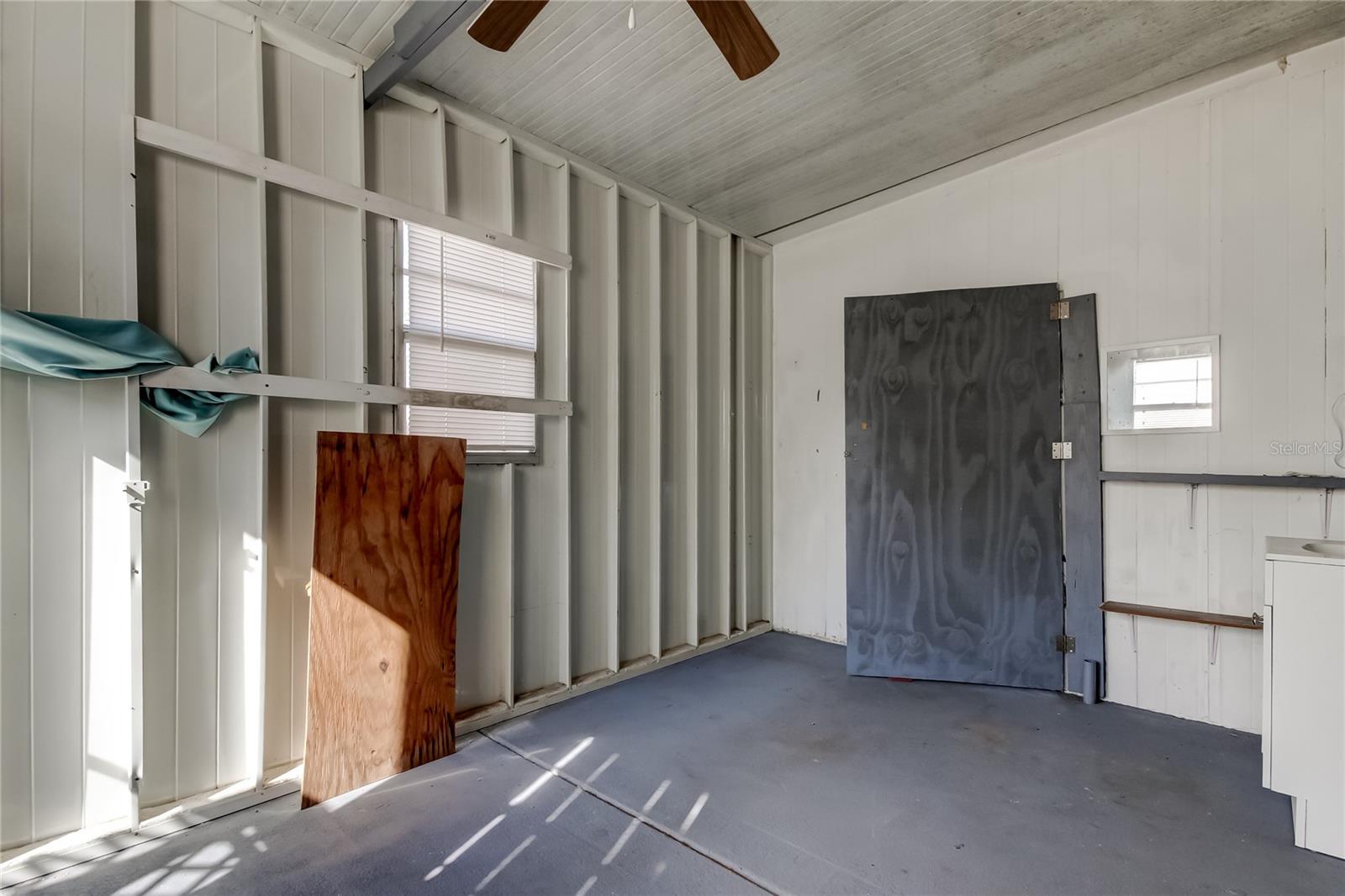 Listing photo id 42 for 7 Drury Lane