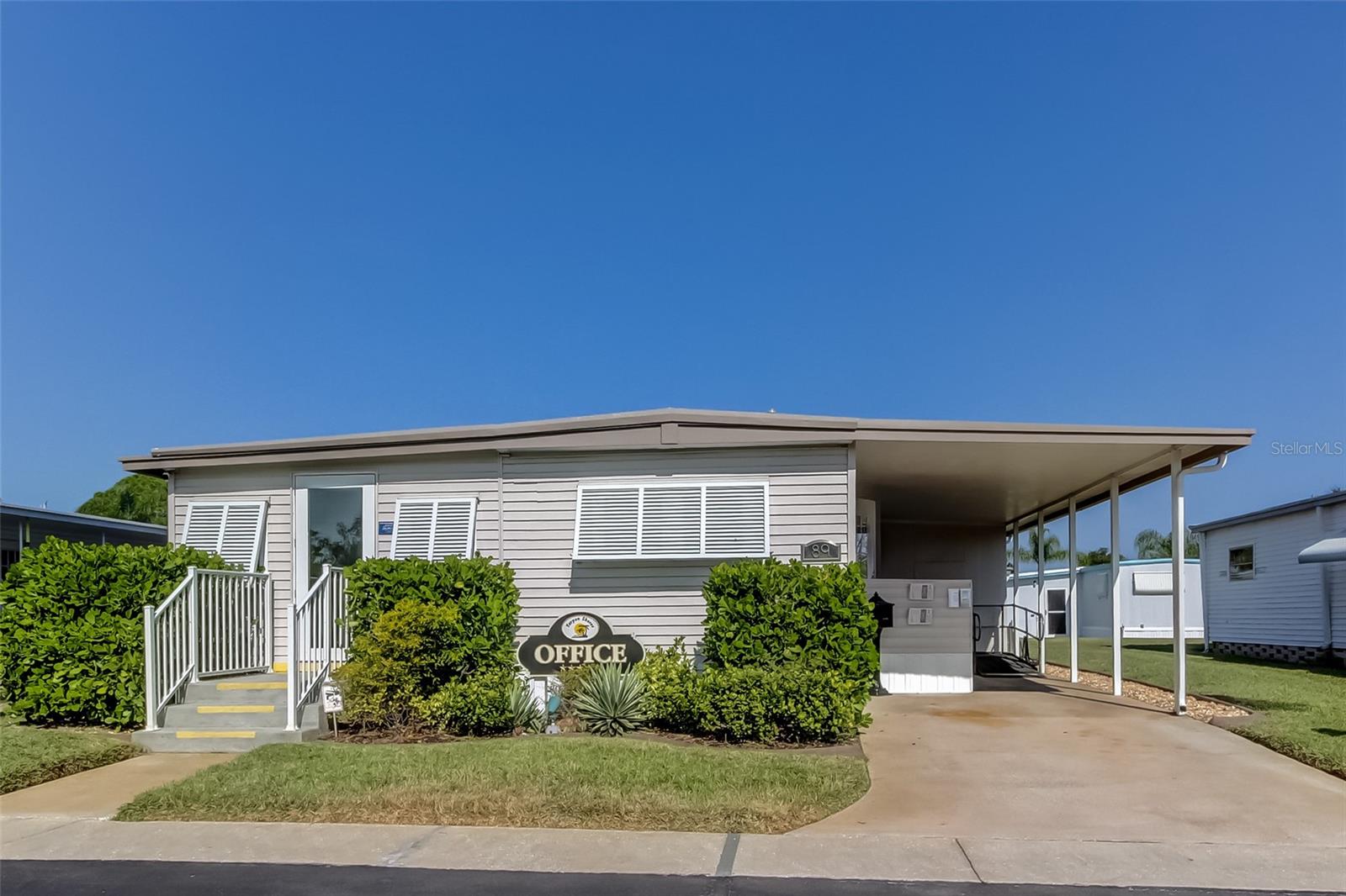 Listing photo id 63 for 7 Drury Lane