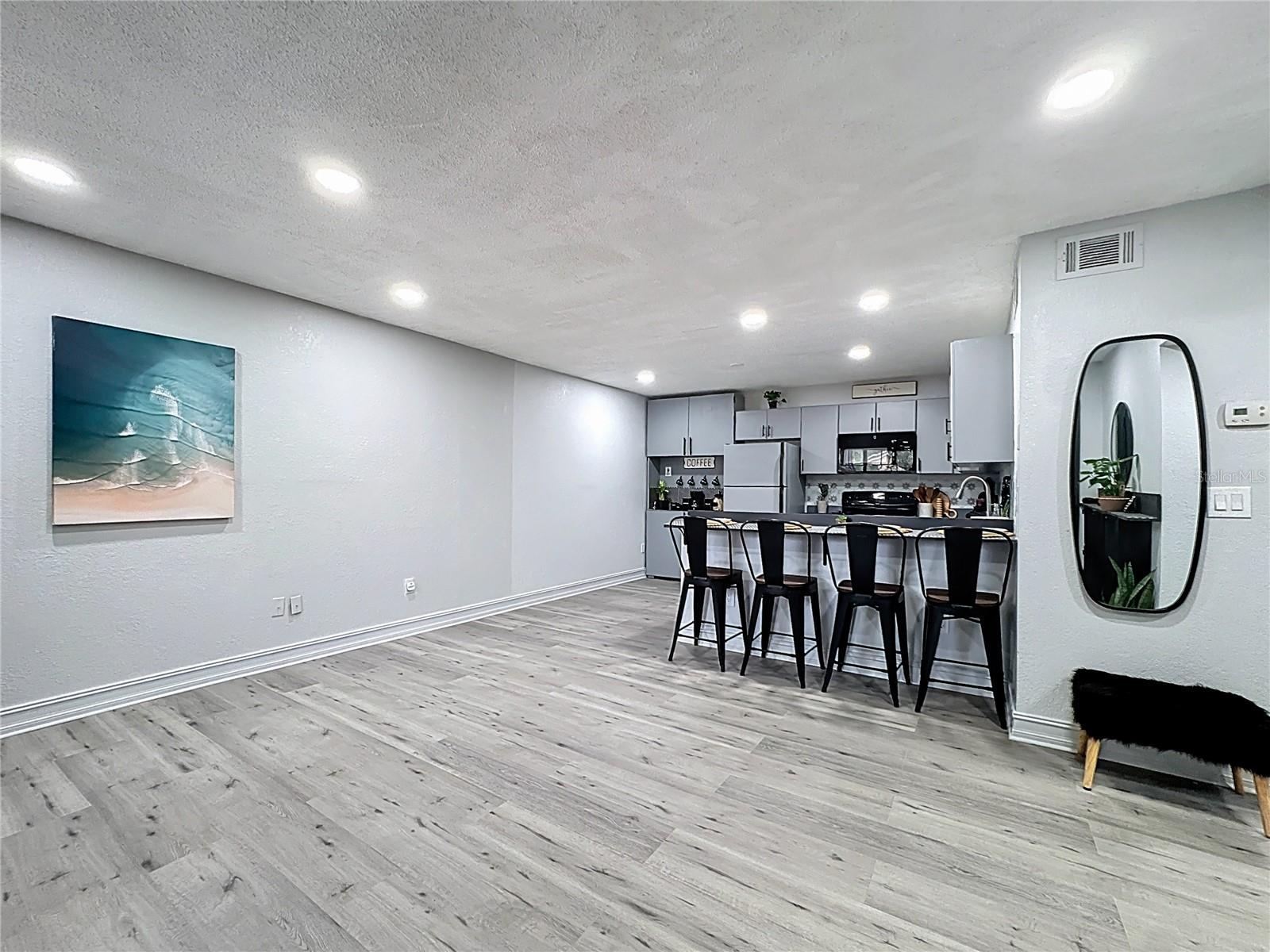 Image 12 of 30 For 21027 Voyager Boulevard 3