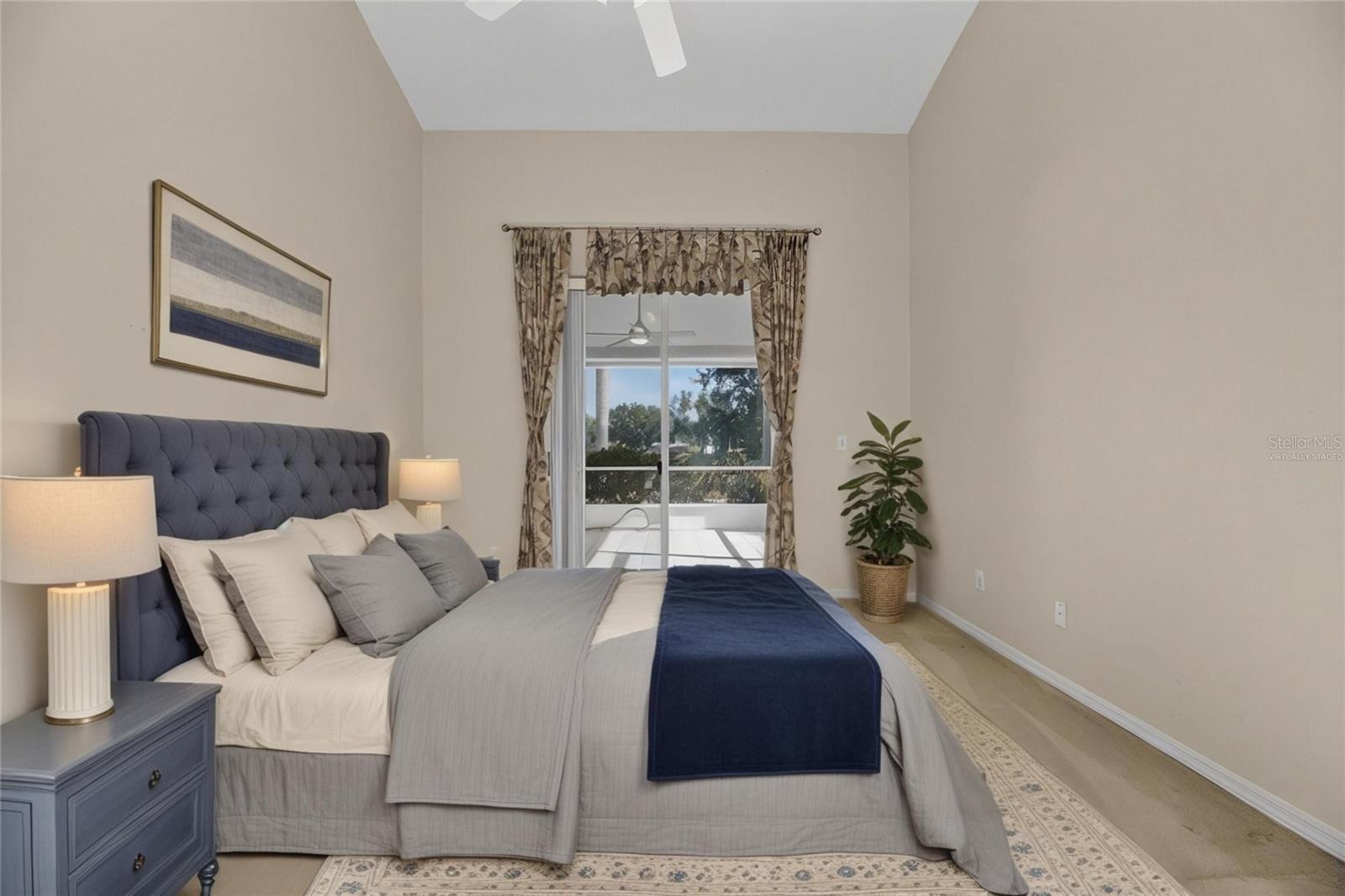 Image 13 of 87 For 16604 Lake Heather Drive