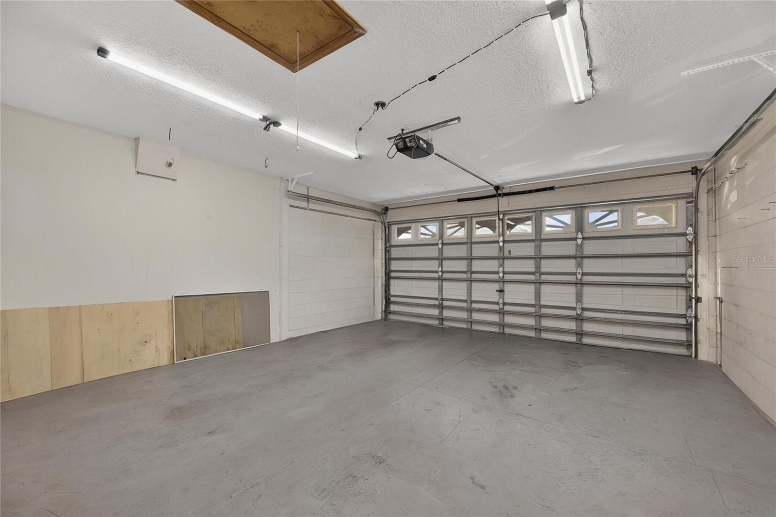 Image 19 of 87 For 16604 Lake Heather Drive