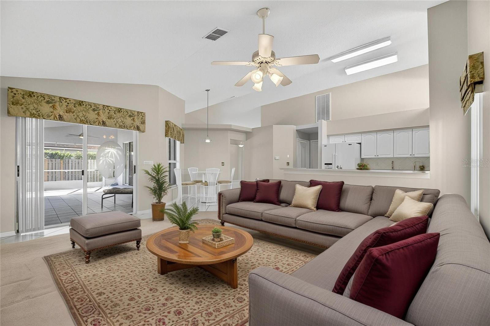 Image 32 of 87 For 16604 Lake Heather Drive